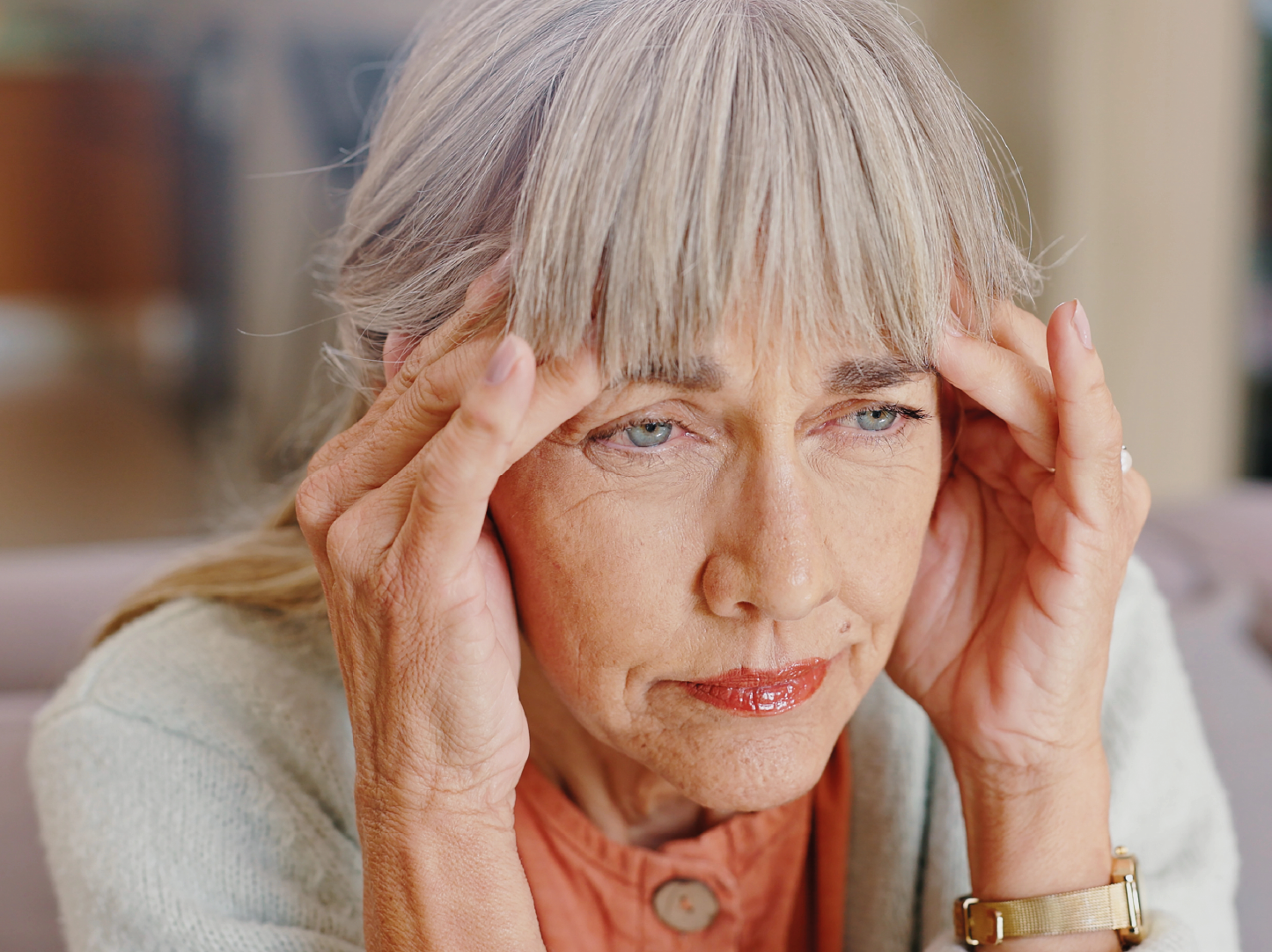 ¿Cómo se manifiesta la deshidratación en personas mayores con fragilidad?