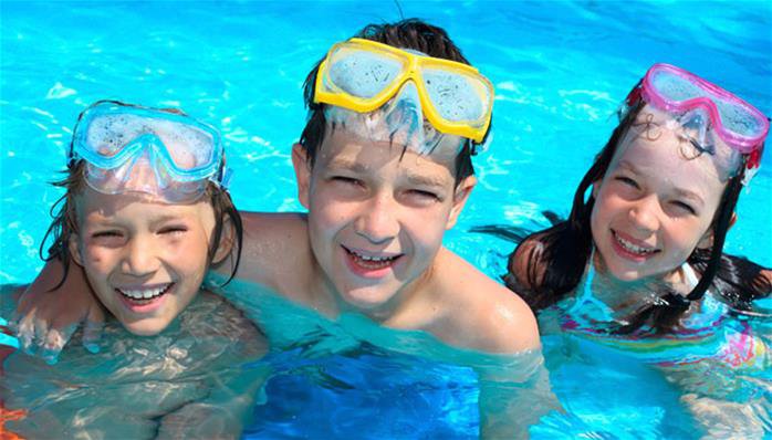 el-uso-de-piscinas-puede-causar-conjuntivitis-en-los-ninos